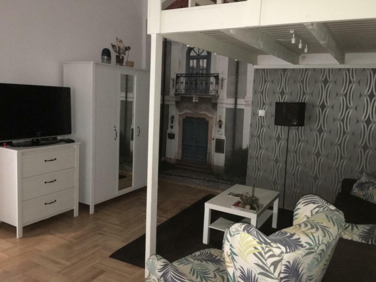 Lovag Apartman Budapest Exterior photo